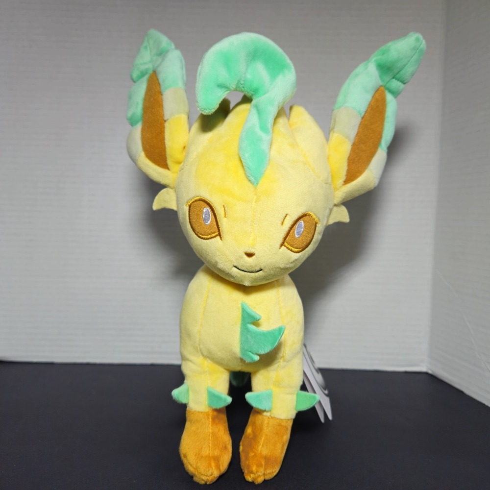 Pokemon Center Leafeon Poké Plush 11 ½" Brand New Tags Attached Released 2025